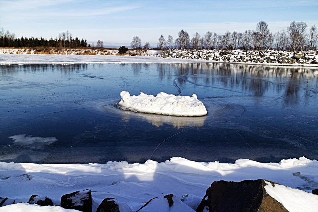 chippewa_ice_by_tricky_trees-dauju1o.jpg