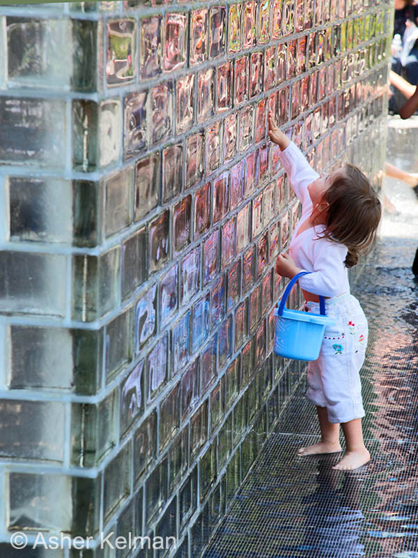 _MG_1764_Girl in water shower.jpg