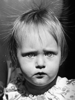electric_sara_bw_NC.jpg
