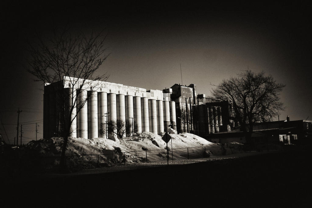 grain_elevator_at_night_by_rufusthered-d9v5fed.jpg