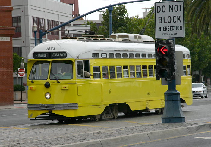SFO_F10307R700.jpg
