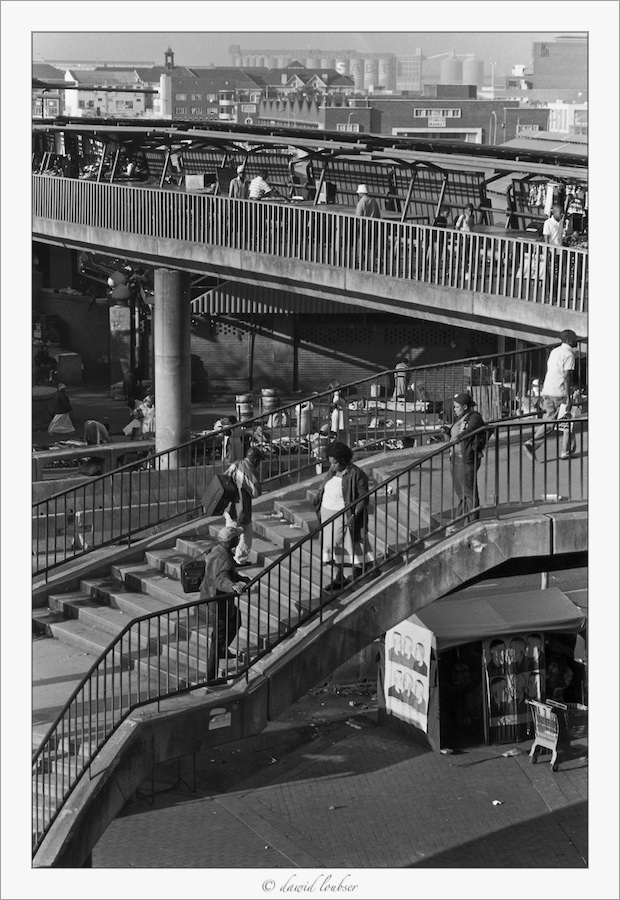Bridges_to_the_Market_by_philosomatographer.jpg