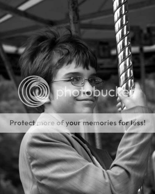 carousel2bw.jpg