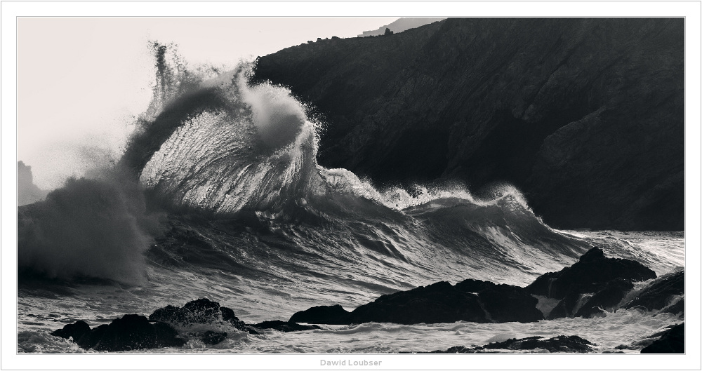 giant_wave_by_philosomatographer-d5qvdaf.jpg