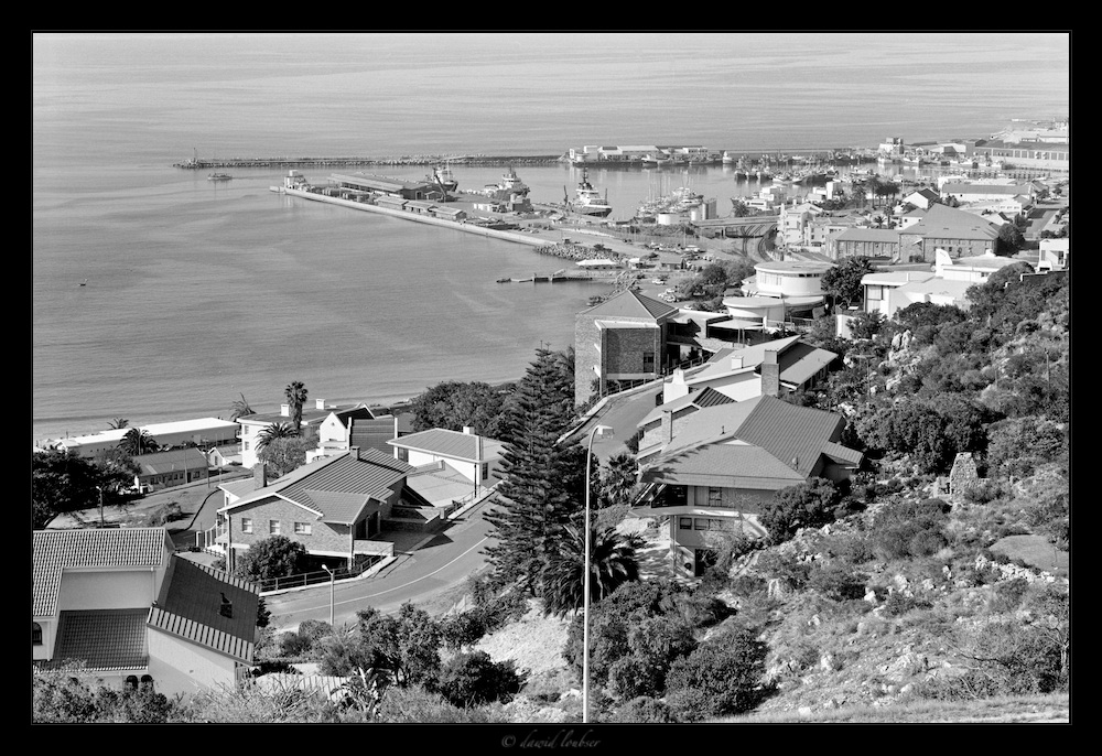 Mossel_Bay_by_philosomatographer.jpg