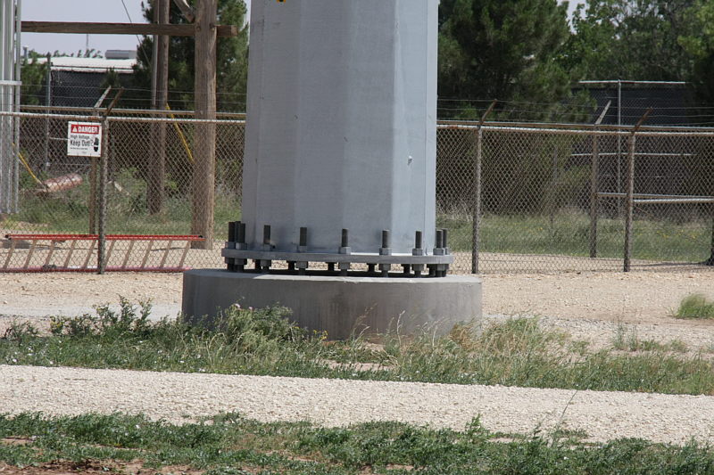 Poles_F32088-01-S800.jpg