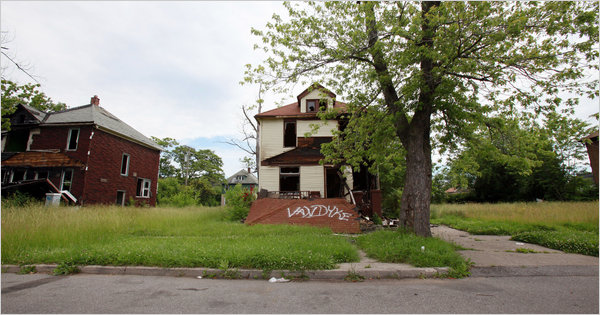 subDETROIT-articleLarge.jpg