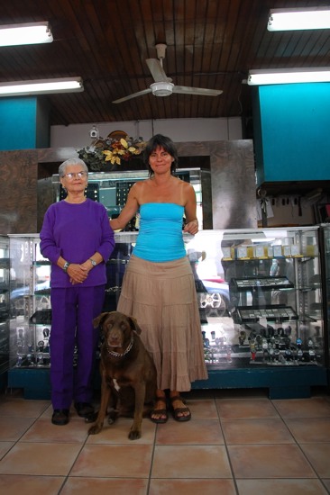aljewelry01.jpg