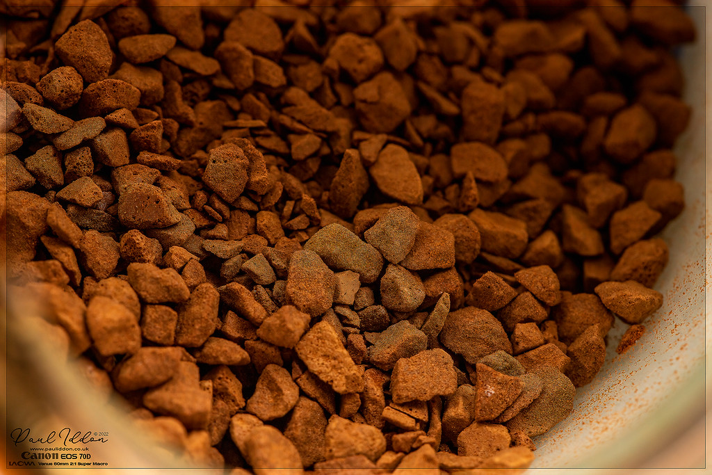 coffee_granules_4k_1800-XL.jpg